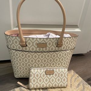 Kate Spade shoulder bag with matching wallet!
